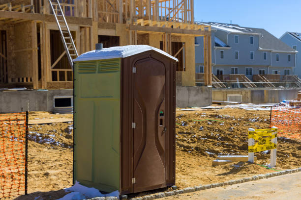 Best Portable restroom trailer rental  in Belton, MO